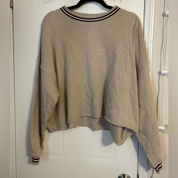 American Eagle cropped sweatshirt - Picture 1 of 6